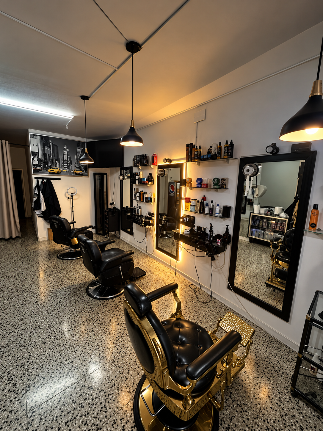 Zona de corte real de BRAVIK Barbershop, publicada en su web oficial